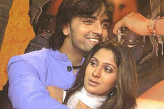 Aashiqui Movie: Review | Release Date | Songs | Music | Images