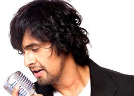 Why is Sonu Nigam refusing to sign the contract?