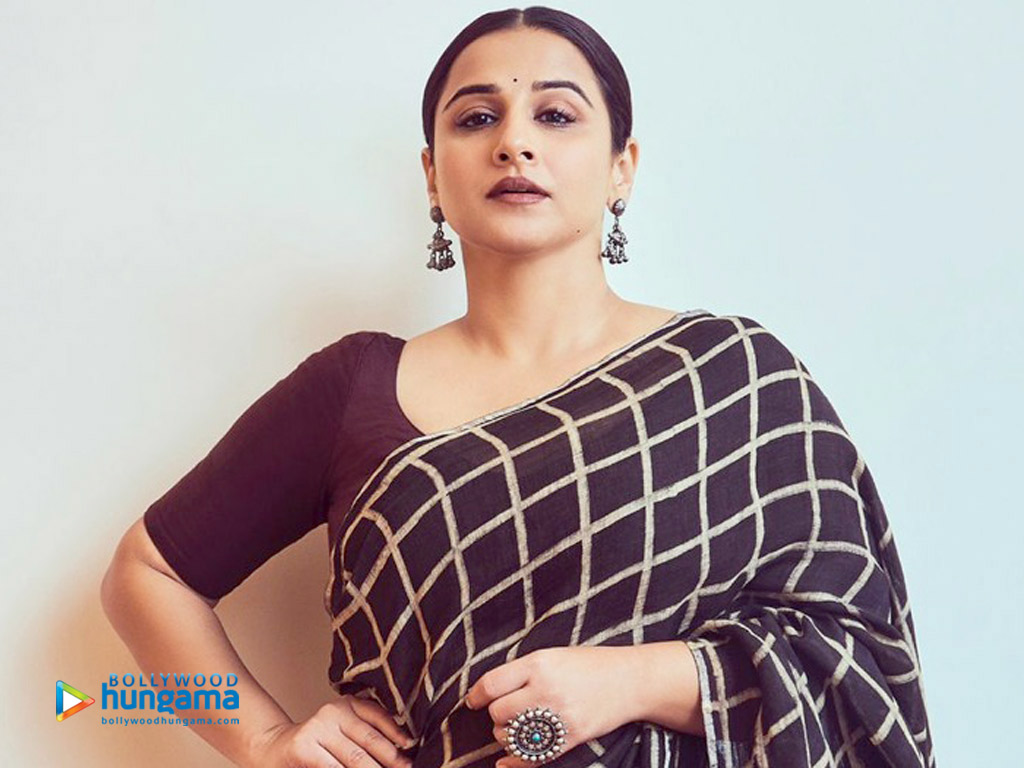 Vidya Balan Wallpapers | Vidya-balan-2-26 - Bollywood Hungama