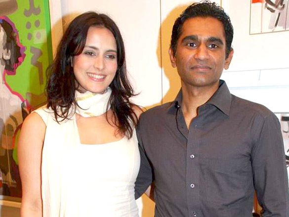 Tulip Joshi At Niladri Kumar S Art Event Hosted By Nisha Jamwal Photo Of Tulip Joshi Vinod