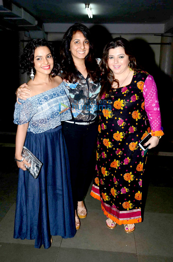 Celebs grace Munisha Khatwani’s debut play | Chitrashi Rawat, Munisha ...