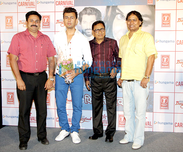 Agam Kumar Nigam News Latest News Of Agam Kumar Nigam Movies News Songs Images Interviews Bollywood Hungama agam kumar nigam movies news songs