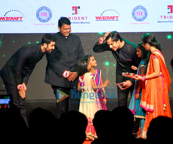 Ranbir Kapoor Madhuri Dixit Vivek Oberoi And Nita Ambani At One Foundation S ‘set Beautiful Free