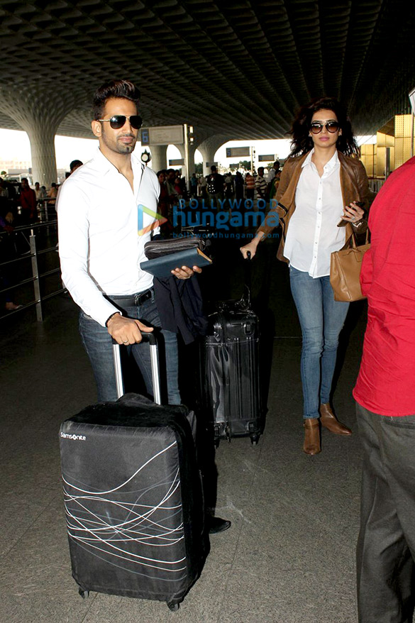Karishma Tanna Upen Patel Spotted At The International Airport Upen