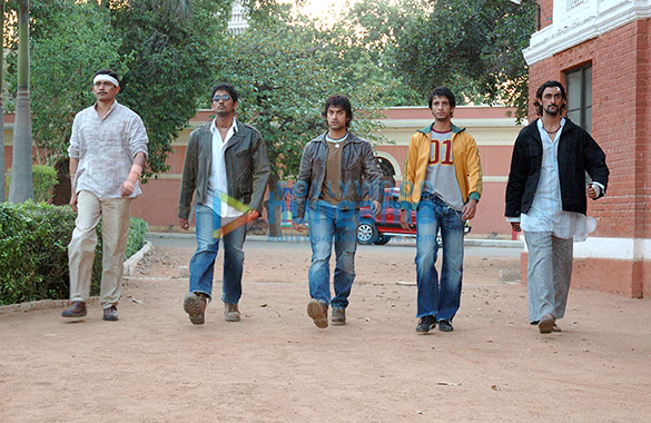 Rang De Basanti Cast List | Rang De Basanti Movie Star Cast | Release