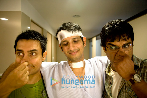 3 Idiots Movie Review Release Date Songs Music Images