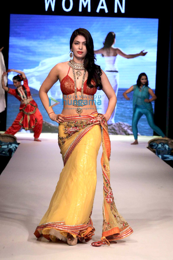 shriya ramp walk