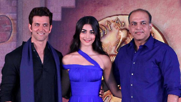 Hrithik Roshan, Pooja Hegde Unveil The World Of ‘Mohenjo Daro’ Hrithik Roshan, Pooja Hegde Unveil The World Of 'Mohenjo Daro'