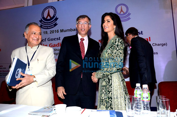 Katrina Kaif & Juhi Chawla receive ‘Priyadarshini Global Awards’ Katrina Kaif & Juhi Chawla receive 'Priyadarshini Global Awards'