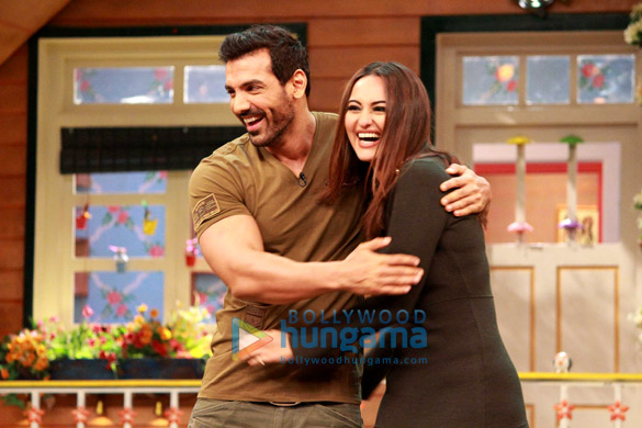 John Abraham & Sonakshi Sinha snapped on the sets of ‘The Kapil Sharma Show’, while promoting their upcoming film Force 2 John Abraham & Sonakshi Sinha snapped on the sets of 'The Kapil Sharma Show', while promoting their upcoming film Force 2