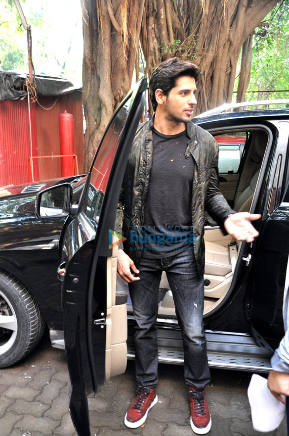Sidharth Malhotra snapped post an ad shoot Sidharth Malhotra snapped post an ad shoot
