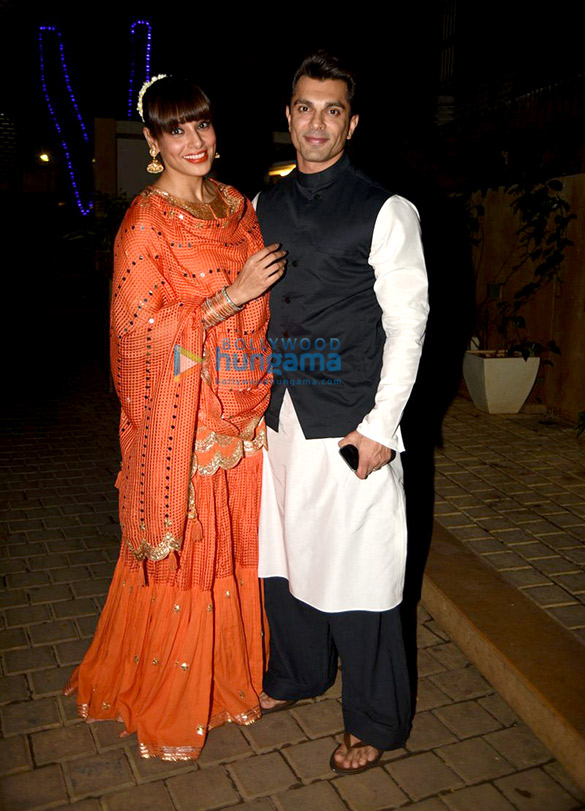 Karan Singh Grover & Bipasha Basu grace close friend Shaju’s and Neelu’s Diwali bash Karan Singh Grover & Bipasha Basu grace close friend Shaju's and Neelu's Diwali bash