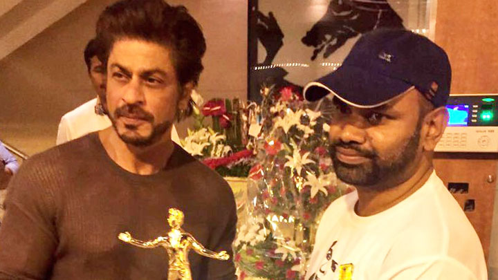 “I Was SPEECHLESS When I Saw Shah Rukh Khan”: Muhammad Ashraf I Was SPEECHLESS When I Saw Shah Rukh Khan Muhammad Ashraf Video