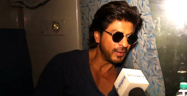 Shah Rukh Khan EXCLUSIVE Raees Interview From Train Shah Rukh Khan EXCLUSIVE Raees Interview From Train