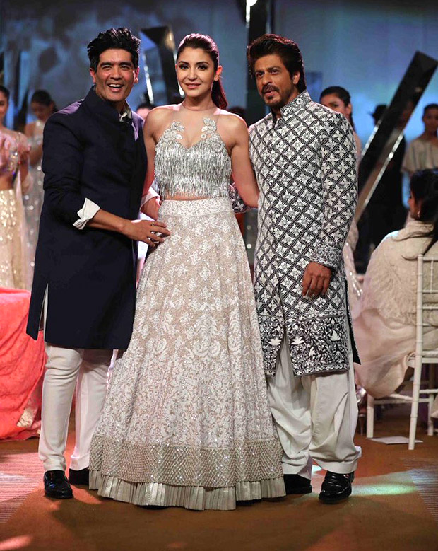 Check out: Shah Rukh Khan and Anushka Sharma look regal at the Mijwan Fashion Show Check out Shah Rukh Khan and Anushka Sharma look regal at the Mijwan Fashion Show
