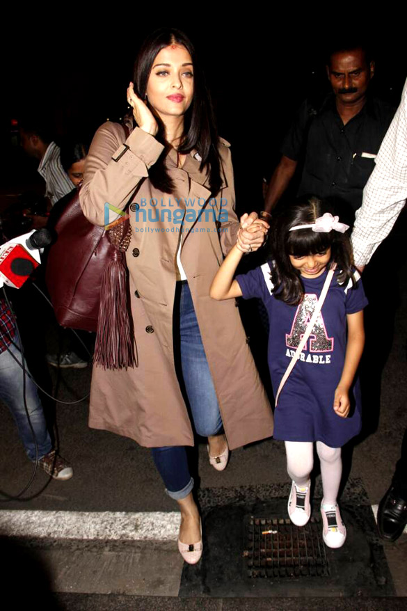 Aishwarya Rai Bachchan And Aaradhya Bachchan Depart For Cannes 2017 