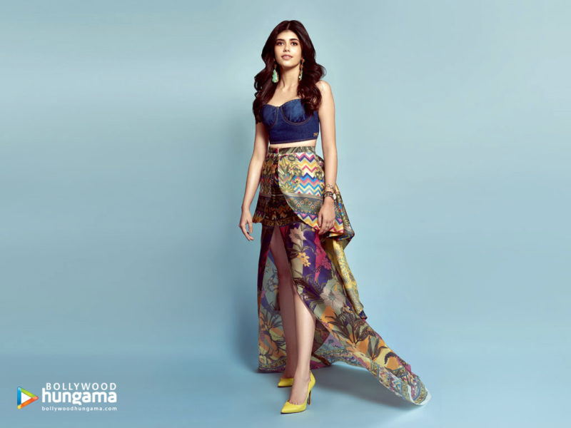 Sanjana Sanghi Wallpapers | HD Image Download of Sanjana Sanghi | Photo