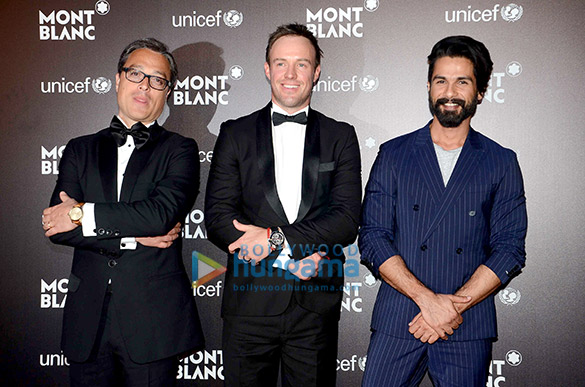 Shahid Kapoor looks suave as he poses on the red carpet at the ‘Mont Blanc’ bash Shahid Kapoor and others at 'Mont Blanc' bash