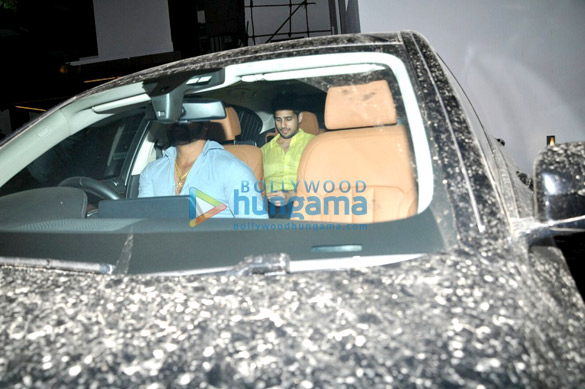 Sidharth Malhotra and Alia Bhatt snapped post dinner at Imran Khan’s house Sidharth Malhotra and Alia Bhatt snapped post dinner at Imran Khan's house