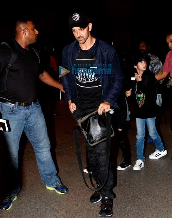 Hrithik Roshan snapped taking his kids on holiday to London Hrithik Roshan snapped taking his kids on holiday to London