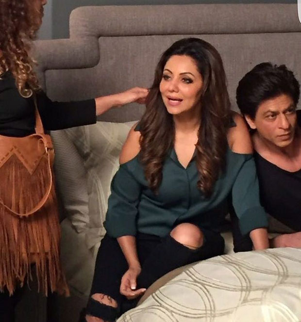 Wow Shah Rukh Khan And His Wife Gauri Khan Shoot For Ddecor Bollywood News Bollywood Hungama 