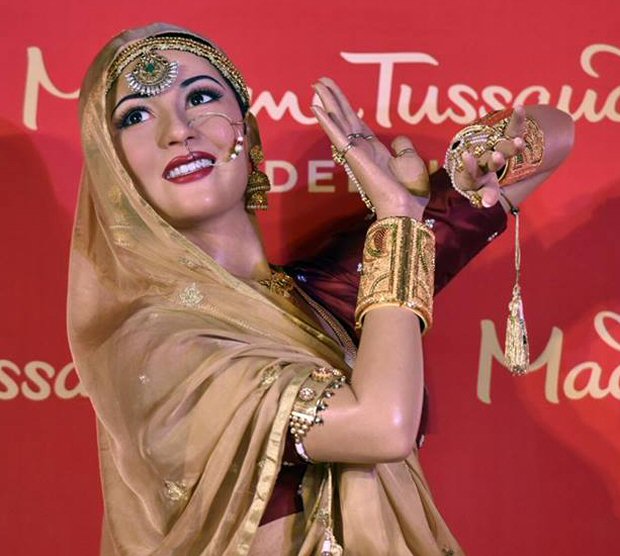 Check out Madhubala gets a wax statue as Mughal-e-Azam's Anarkali at Madame Tussauds in Delhi1