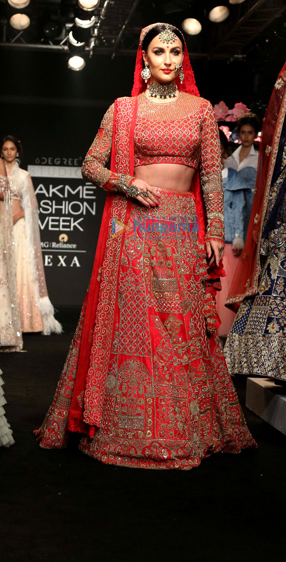 Elli Avram walks for Manoj Agarwal at Lakme Fashion Week 2017 Elli Avram walks for Manoj Agarwal at Lakme Fashion Week 2017