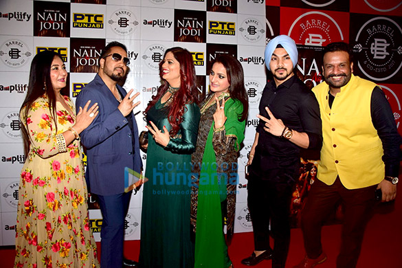 Celebs grace the launch of Richa Sahrma’s music video ‘Nain Na Jodi’ Celebs grace the launch of Richa Sahrma's music video 'Nain Na Jodi'