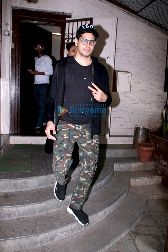 Sidharth Malhotra spotted at Purple Haze studio for dubbing for his ad shoot Sidharth Malhotra spotted at Purple Haze studio for dubbing for his ad shoot