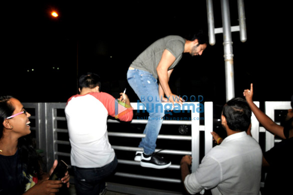 Varun Dhawan snapped leaving from PVR Juhu Varun Dhawan snapped leaving from PVR Juhu