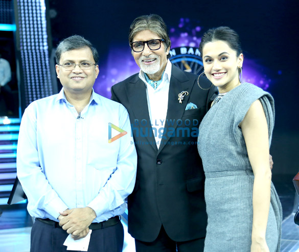 Taapsee Pannu and Dr Subroto Das on the sets of ‘Kaun Banega Crorepati 9’ Taapsee Pannu and Dr Subroto Das on the sets of 'Kaun Banega Crorepati 9'