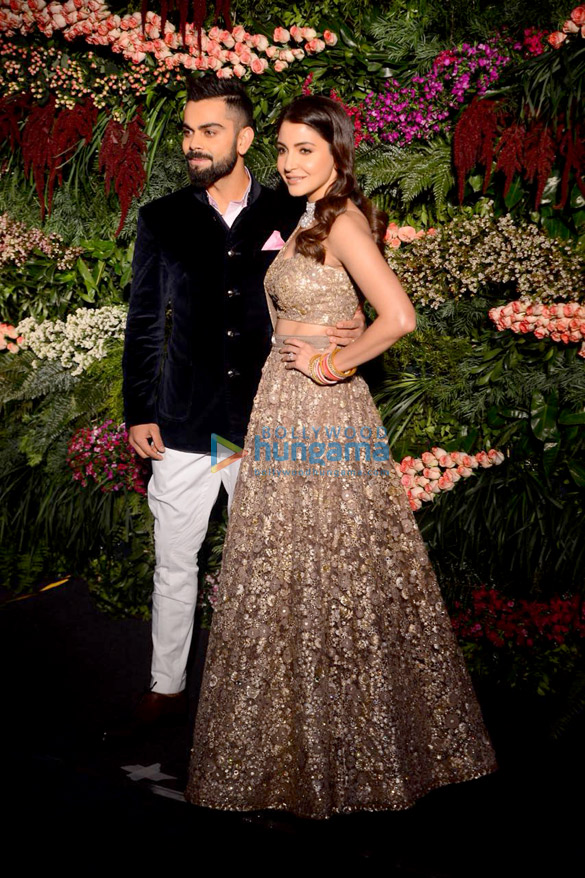 Celebs grace Anushka Sharma – Virat Kohli’s Mumbai reception Celebs grace Anushka Sharma - Virat Kohli's Mumbai reception