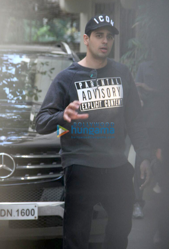 Sidharth Malhotra and R Balki snapped at Sunny Super Sound Sidharth Malhotra and R Balki snapped at Sunny Super Sound