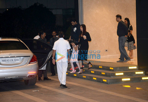 Aishwarya Rai Bachchan, Abhishek Bachchan and their daughter Aradhya snapped post dinner Aishwarya Rai Bachchan, Abhishek Bachchan out with Aradhya for dinner