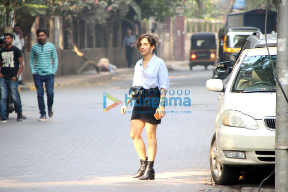 Sanya Malhotra snapped in Mumbai Sanya Malhotra snapped in Mumbai
