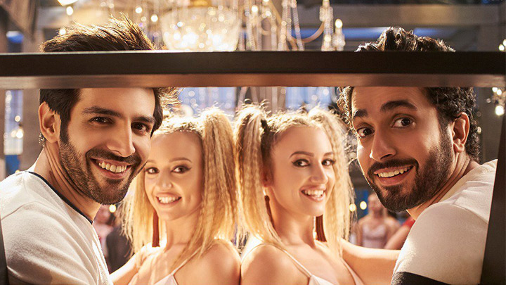 20 Best Bollywood Dance And Party Evergreen Songs List in Hindi - बॉलीवुड के 20 पार्टी के गाने जिन पर आप डांस कर सकते है 