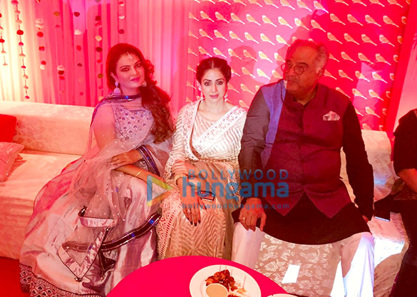 Sridevi, Sheeba, Poonam Dhillon and Padmini Kolhapure snapped at a wedding in Delhi Sheeba spotted with Sridevi, Poonam Dhillon and Padmini Kolhapure at Delhi wedding