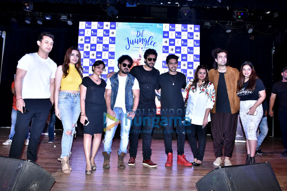 Cast of the film Dil Juunglee grace the success bash of the film’s music Cast of the film Dil Juunglee grace the success bash of the film's music
