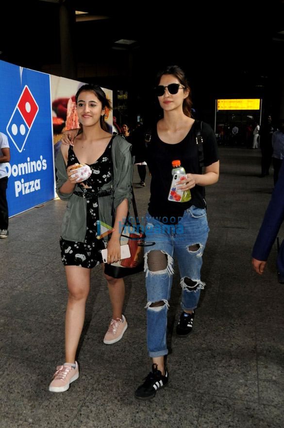 Kriti Kharbanda, Kriti Sanon and others snapped at the airport | Nupur ...