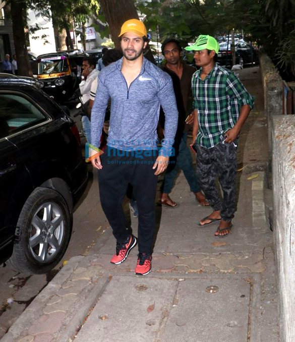 Varun Dhawan spotted at the gym in Bandra | Varun Dhawan Images