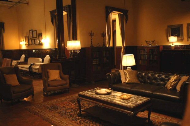 Ranbir Kapoor And Alia Bhatt Snapped At Sanjay Dutt S Residence Filmfare Com