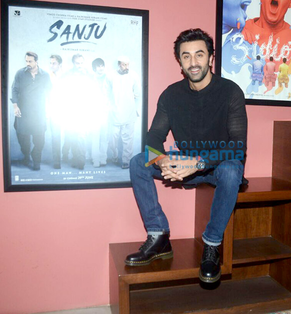 Ranbir Kapoor snapped at Rajkumar Hirani’s office in Andheri Ranbir Kapoor snapped at Rajkumar Hirani's office in Andheri