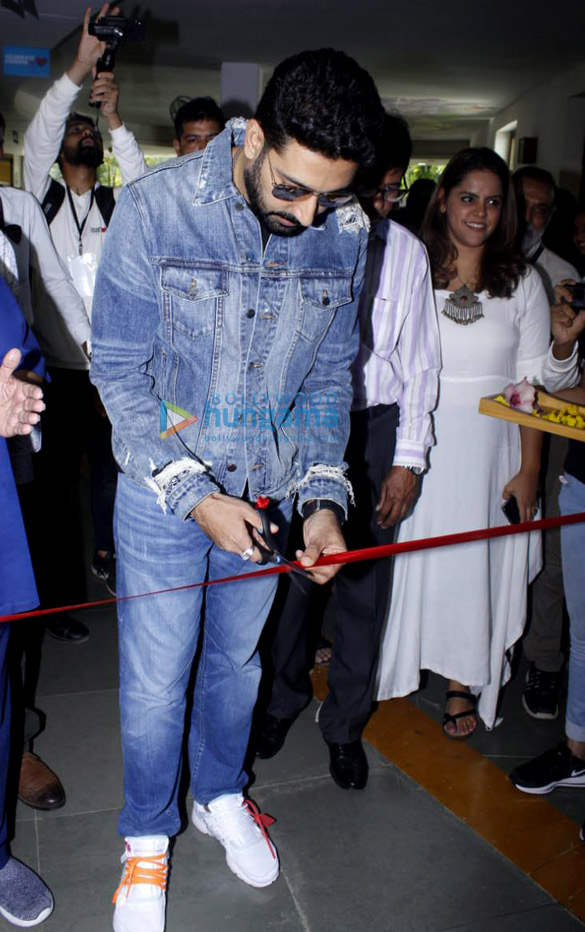 Abhishek Bachchan graces the inauguration of the Whistling Woods International ‘75 Frames’ rare portrait collection of Amitabh Bachchan Abhishek Bachchan and Konkana Sen grace the inauguration of the Whistling Woods International ‘75 Frames’ rare portrait collection of Amitabh Bachchan