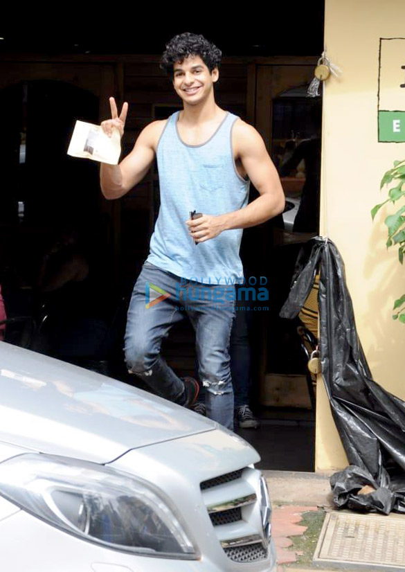 Ishaan Khatter spotted at Farmers’ Cafe