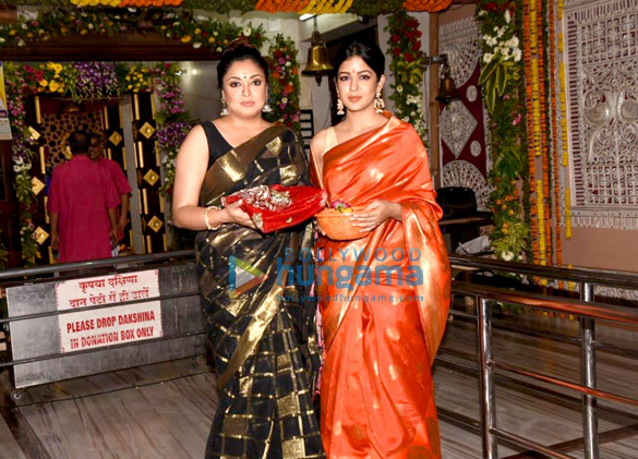 Tanushree Dutta and Ishita Dutta snapped at Kali Mata temple Tanushree Dutta and Ishita Dutta snapped at Kali Mata temple
