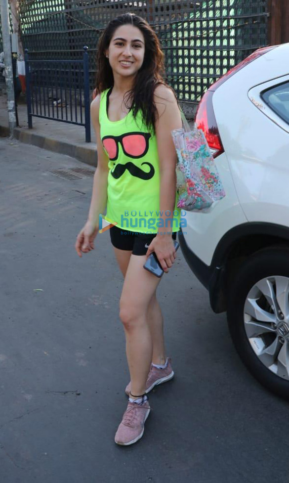 Sara Ali Khan spotted at Satyam dance class in Juhu