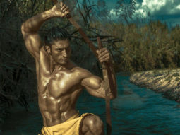 Vidyut Jammwal introduces India to animal flow workout for his upcoming film, Junglee Vidyut Jammwal introduces India to animal flow workout for his upcoming film, Junglee