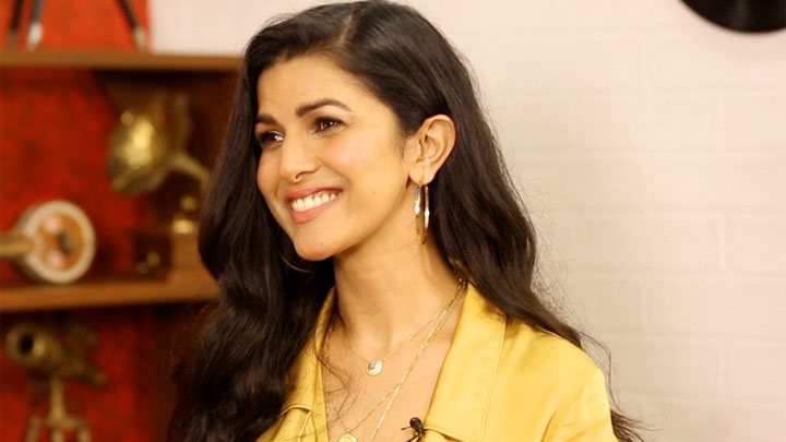 “Shah Rukh Khan, what’s the New Gadget you’re into?”: Nimrat kaur | Rapid Fire “Shah Rukh Khan, what’s the New Gadget you’re into” Nimrat kaur Rapid Fire