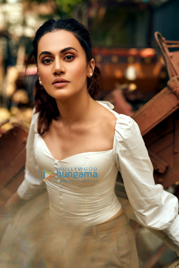 585px x 877px - Taapsee Pannu Photos, Images, HD Wallpapers, Taapsee Pannu HD Images,  Photos - Bollywood Hungama