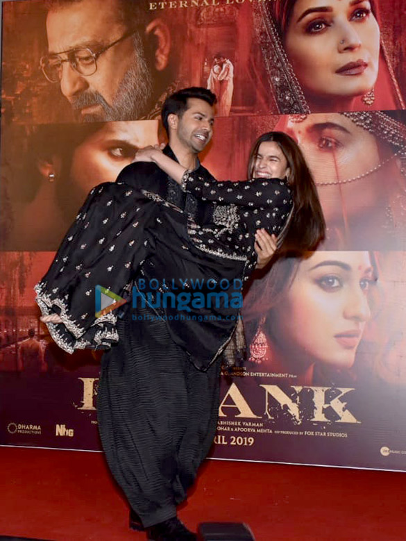 first class song kalank lyrics english